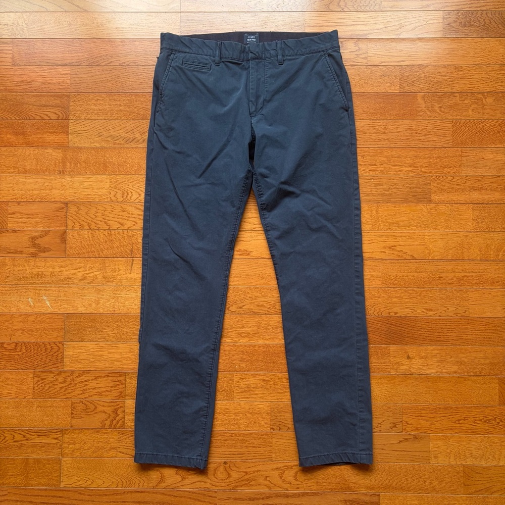 J Crew Tech Pant Slim Straight Navy
